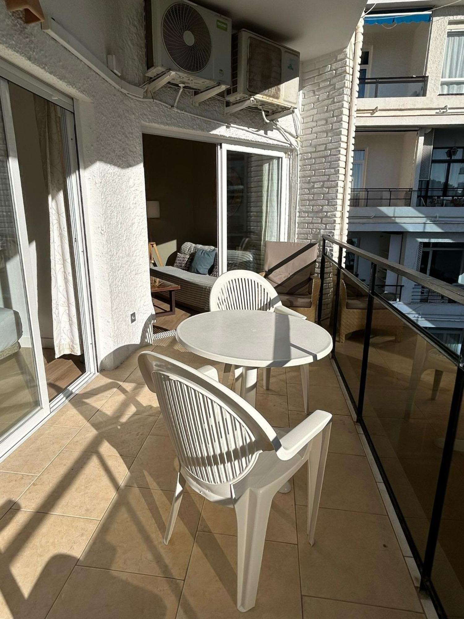 Skol 420C Fantastico 1 Dormitorio Primera Linea De Playa Марбеля Екстериор снимка